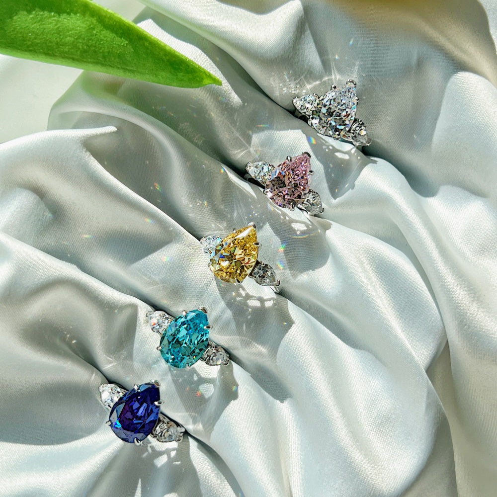 Bella's Sterling Silver Engagement Ring with white Cubic Zircon Stone
