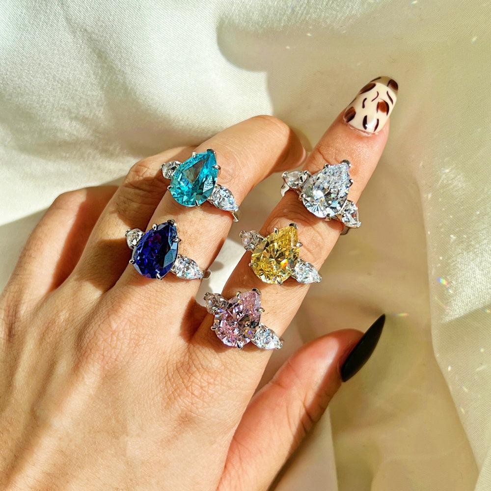 Bella's Sterling Silver Engagement Ring with white Cubic Zircon Stone